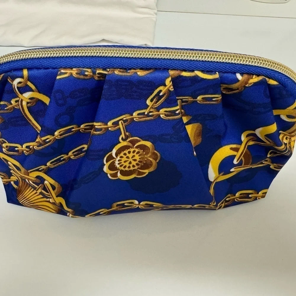 Estee Lauder Cosmetics Toiletries‎ Bag Blue And Gold New 4 PC Set